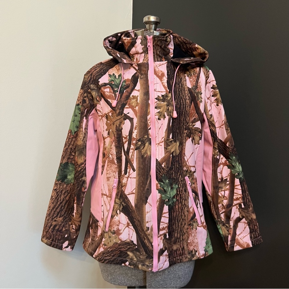 Pink and brown camo jacket with hood